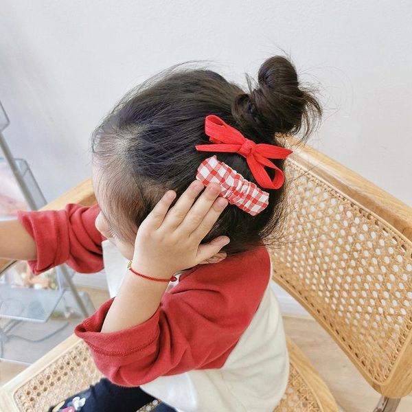 3 pcs/set solid striped cotton hair clips for girls baby plaid cross knot hairbows headband princess barrettes hair accessories, Slivery;white
3 pcs/set solid striped cotton hair clips for girls baby plaid cross knot hairbows headband princess barrettes hair accessories, Slivery;white