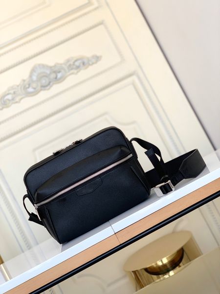new shoulder bags women handbag crossbody bag brands designer handbags flower printing bag size:29.5*20*10.5cm1, Black
new shoulder bags women handbag crossbody bag brands designer handbags flower printing bag size:29.5*20*10.5cm1, Black