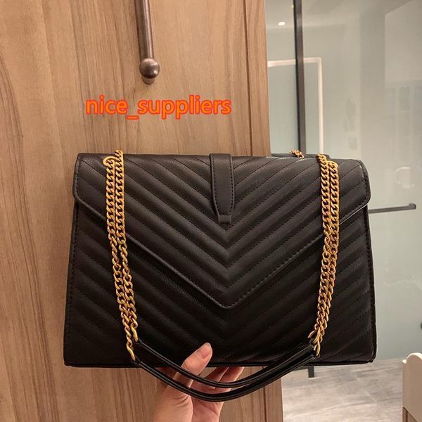 2021 luxury women leather handbag fashion casual chain shoulder messenger bag famous classic purses brand designer crossbody bag lattice, Red;black
2021 luxury women leather handbag fashion casual chain shoulder messenger bag famous classic purses brand designer crossbody bag lattice, Red;black