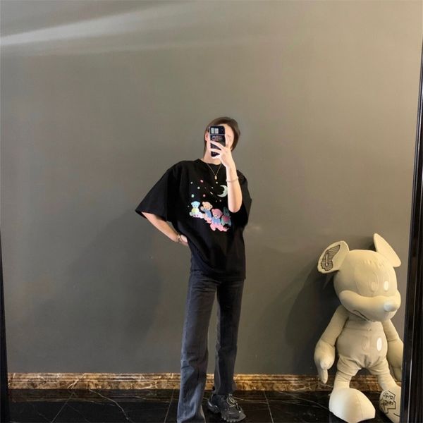 b family 2021 spring and summer new couple's moon bear series printed round neck short sleeve t-shirt men's and women's ident, White
b family 2021 spring and summer new couple's moon bear series printed round neck short sleeve t-shirt men's and women's ident, White