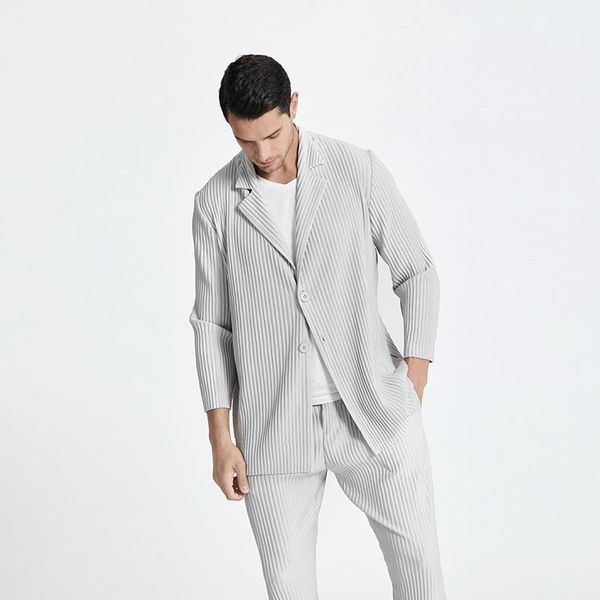 men's wool & blends 2021 summer men's casual suit jacket miyak fold fashionable plus size all-match business cardigan men coats, Black
men's wool & blends 2021 summer men's casual suit jacket miyak fold fashionable plus size all-match business cardigan men coats, Black