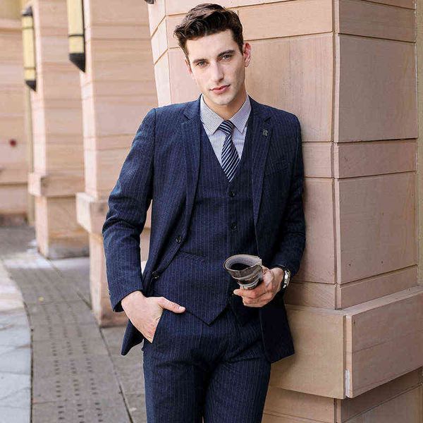 luxury men's suits blazers suit suit real tate profsional men's and women's same style el bank insurance sal department manag, White;black
luxury men's suits blazers suit suit real tate profsional men's and women's same style el bank insurance sal department manag, White;black