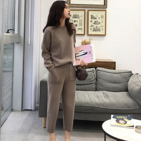 two piece dress women cashmere sweater suit knitted sets 2021 autumn fashion sport suits female spring slim office lady, White
two piece dress women cashmere sweater suit knitted sets 2021 autumn fashion sport suits female spring slim office lady, White