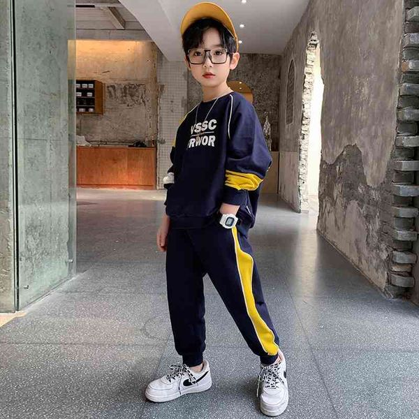 children's boys' suit autumn clothing 2021 new children's handsome sweater trendy foreign style net red sports fashionable, Black;white
children's boys' suit autumn clothing 2021 new children's handsome sweater trendy foreign style net red sports fashionable, Black;white