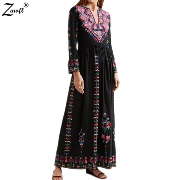 2021 new vintage embroidery tassel summer women vestidos black side split beach bohimian people long dress e795, Black;gray
2021 new vintage embroidery tassel summer women vestidos black side split beach bohimian people long dress e795, Black;gray
