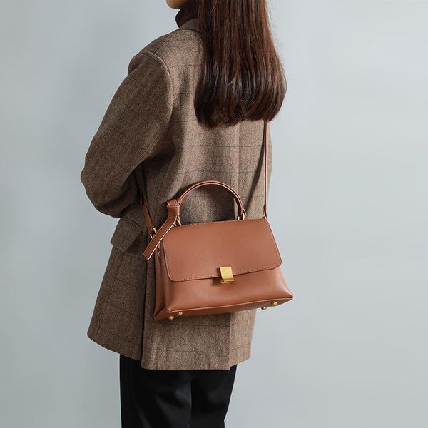 shoulder bags genuine leather high capacity trendy crossbody travel bag outdoor women's simplicity all-match lock handbag lb059
shoulder bags genuine leather high capacity trendy crossbody travel bag outdoor women's simplicity all-match lock handbag lb059
