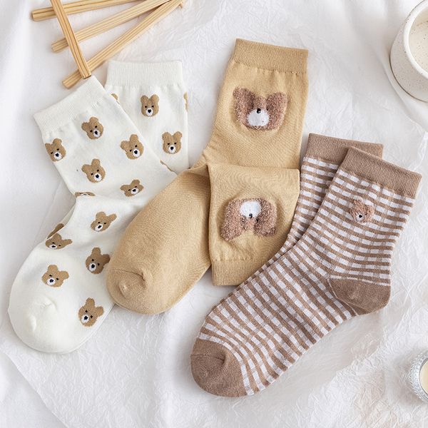 spring and summer leisure sweet beauty cartoon cute bear solid color cotton lattice breathable middle tube socks, Black;white
spring and summer leisure sweet beauty cartoon cute bear solid color cotton lattice breathable middle tube socks, Black;white