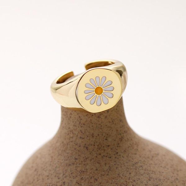 cluster rings aesthetic for women vintage cute flower daisy adjustable gold ring enamel party couple gift korean style jewelry, Golden;silver
cluster rings aesthetic for women vintage cute flower daisy adjustable gold ring enamel party couple gift korean style jewelry, Golden;silver