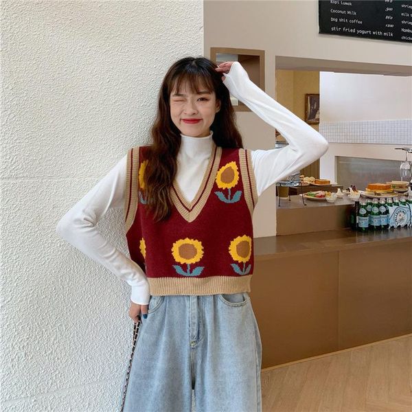 women's vests sunflower sweater vest jacquard sleeveless v-neck pullover short loose knit women waistcoat, Black;white
women's vests sunflower sweater vest jacquard sleeveless v-neck pullover short loose knit women waistcoat, Black;white