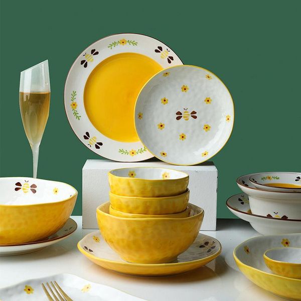 bowls japanese cute hand-painted dishes and tableware ceramic rice bowl noodle household one-person set kitchen supplies
bowls japanese cute hand-painted dishes and tableware ceramic rice bowl noodle household one-person set kitchen supplies