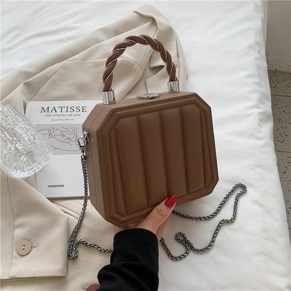 evening bags small luxury bag messenger 2021 one-shoulder chain lady brand retro fashion tote
evening bags small luxury bag messenger 2021 one-shoulder chain lady brand retro fashion tote