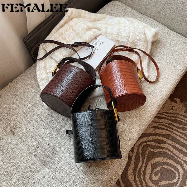 2021 women crocodile pattern bucket handbags big capacity alligator design crossbody sac leisure lady drawstring shoulder purses c0228
2021 women crocodile pattern bucket handbags big capacity alligator design crossbody sac leisure lady drawstring shoulder purses c0228