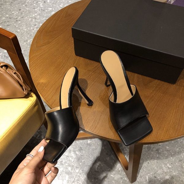 new 2020 designer sandal square toe high heels sandal women stretch sandals fashion luxury designer slipper leather dress shoes, Black
new 2020 designer sandal square toe high heels sandal women stretch sandals fashion luxury designer slipper leather dress shoes, Black