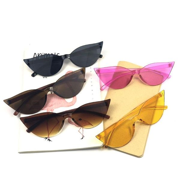 outdoor eyewear 1pcs one-piece cat eye sunglasses women brand designer fashion retro vintage sun glasses colorful driver goggles
outdoor eyewear 1pcs one-piece cat eye sunglasses women brand designer fashion retro vintage sun glasses colorful driver goggles