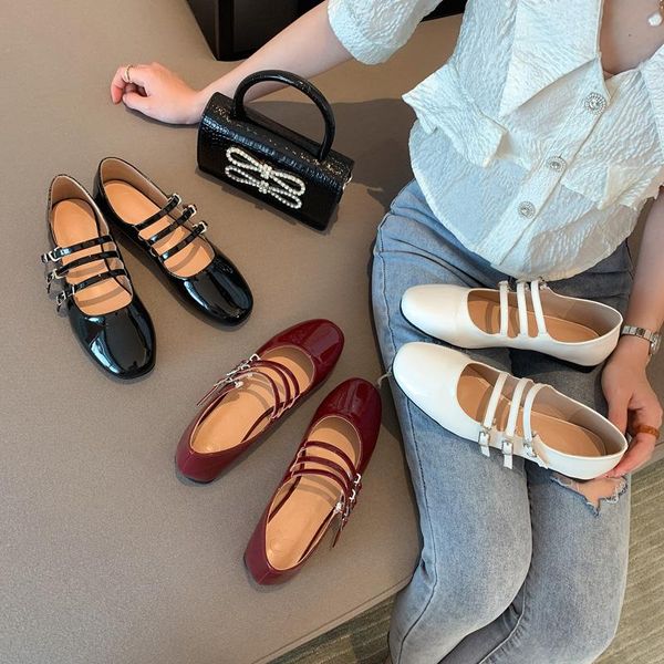 dress shoes monmoira narrow band buckle strap thick heel non-slip loafers women 2021brand design solid soft sole bright color elegant pumps, Black
dress shoes monmoira narrow band buckle strap thick heel non-slip loafers women 2021brand design solid soft sole bright color elegant pumps, Black