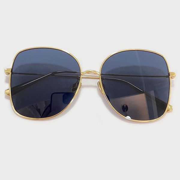 sunglasses full-screen frame design for women designer retro metal oversized sun glasses, White;black
sunglasses full-screen frame design for women designer retro metal oversized sun glasses, White;black