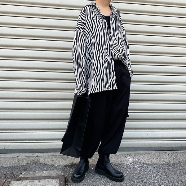 2021 spring striped men's fashion retro casual men streetwear long-sleeved shirts mens shirt m-xl 422x, White;black
2021 spring striped men's fashion retro casual men streetwear long-sleeved shirts mens shirt m-xl 422x, White;black