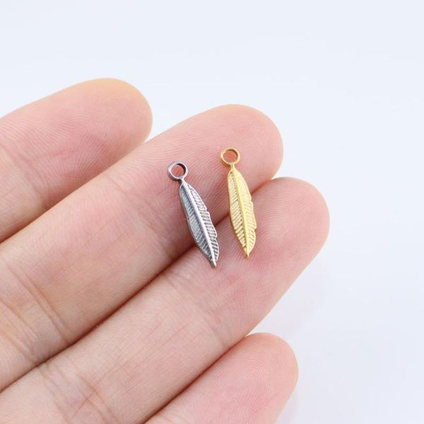 charms 5pcs 15*4mm wholesell stainless steel mini leaves pendant diy necklace earrings bracelets unfading 2 colors, Bronze;silver
charms 5pcs 15*4mm wholesell stainless steel mini leaves pendant diy necklace earrings bracelets unfading 2 colors, Bronze;silver