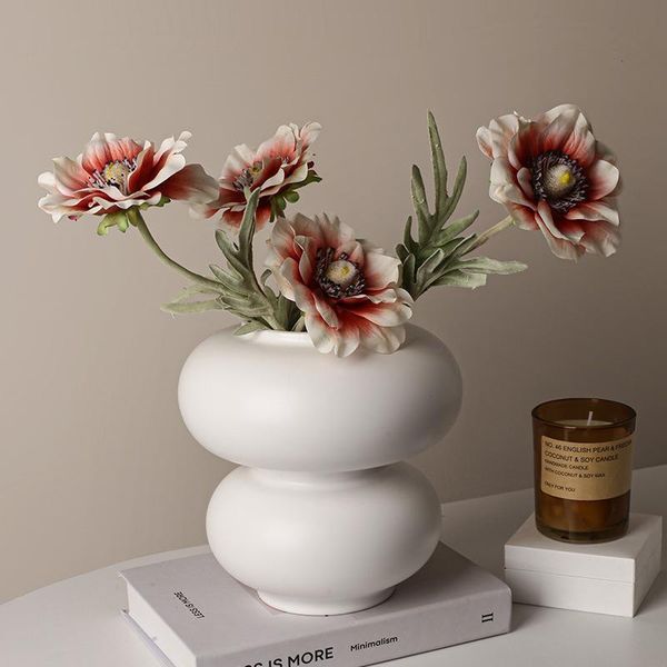 vases creative white flower irregular shape ceramic vase filler tabledecorative flowerpot container modern home decorations
vases creative white flower irregular shape ceramic vase filler tabledecorative flowerpot container modern home decorations