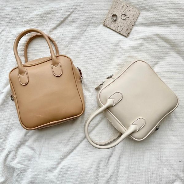shoulder bags 2021 zipper women's bag pu leather female flap handbags small youth crossbody whole sale
shoulder bags 2021 zipper women's bag pu leather female flap handbags small youth crossbody whole sale