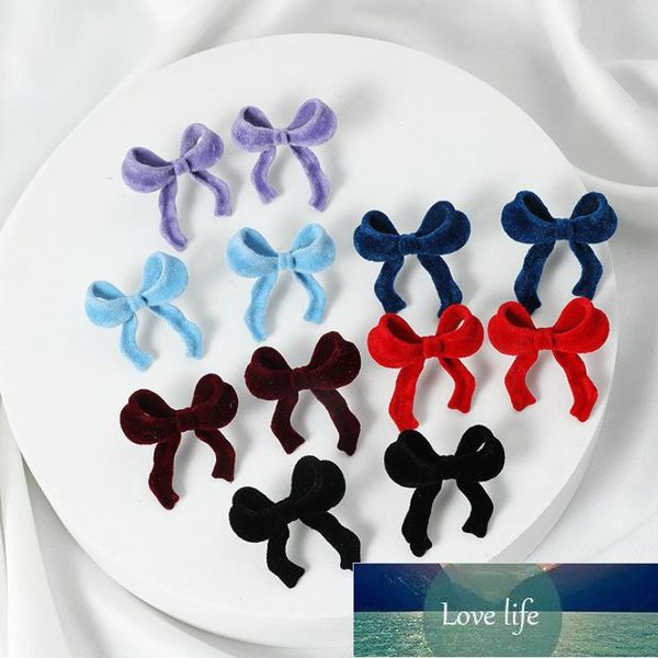 velvet ribbon style bowknot earrings new vintage bowknot stud earrings for women earing jewelry autumn winter earring kolczyki  factory pric, Golden;silver
velvet ribbon style bowknot earrings new vintage bowknot stud earrings for women earing jewelry autumn winter earring kolczyki  factory pric, Golden;silver
