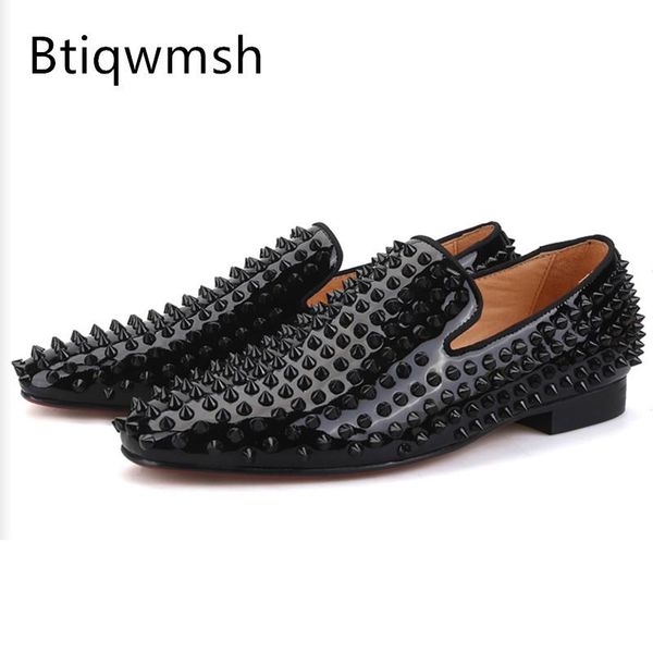 dress shoes british style loafer men pointed toe black rived slip on flat male fashion party
dress shoes british style loafer men pointed toe black rived slip on flat male fashion party