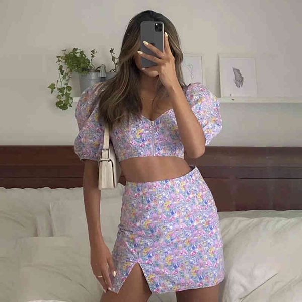 spring arrivals print square collar puff sleeve high waist skirt two piece set women outfits mz567 210525, White
spring arrivals print square collar puff sleeve high waist skirt two piece set women outfits mz567 210525, White