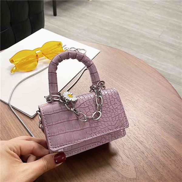 wallet small bag 2021 trendy net red fashion sense summer season mini portable chain candy color single shoulder messenger, Red;black
wallet small bag 2021 trendy net red fashion sense summer season mini portable chain candy color single shoulder messenger, Red;black