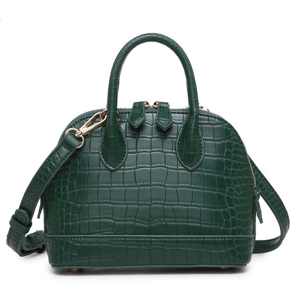 red bride bag women's 2021 fashion light luxury shell bag messenger shoulder wedding portable wedding
red bride bag women's 2021 fashion light luxury shell bag messenger shoulder wedding portable wedding