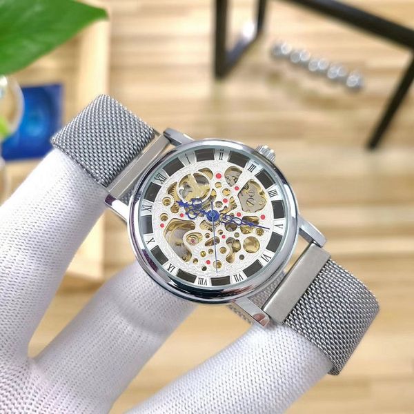2021 luxury watches three stitches automatic mechanical watch designer watches lou brand new fashion casual sports style, Slivery;brown
2021 luxury watches three stitches automatic mechanical watch designer watches lou brand new fashion casual sports style, Slivery;brown