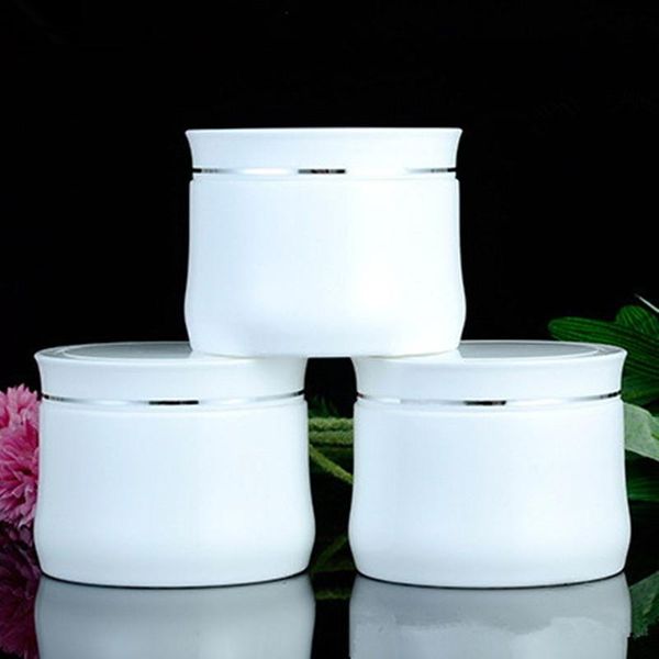 15pcs/lot 150g double wall jar with cap threaded jar, white cosmetic container 150g cream pot makeup sample jar packaging bottle
15pcs/lot 150g double wall jar with cap threaded jar, white cosmetic container 150g cream pot makeup sample jar packaging bottle