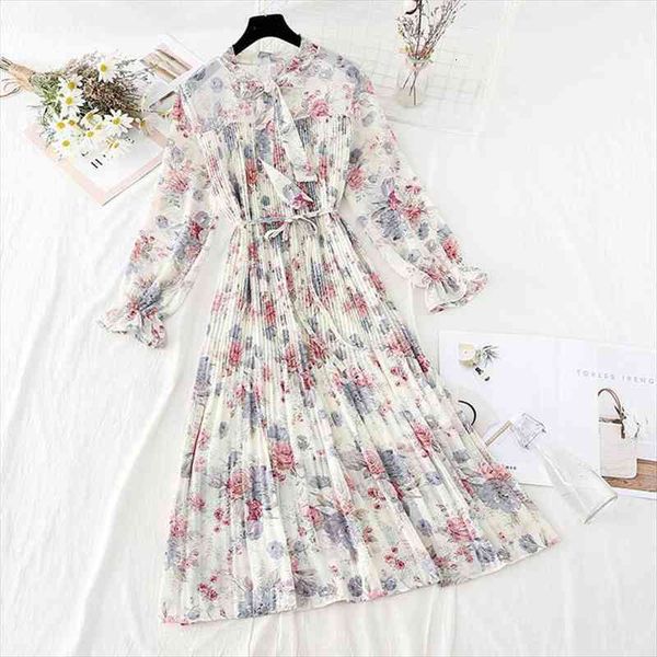 spring vintage print chiffon boho women dress long sleeve a line pleated floral elegant o neck summer beach, Black;gray
spring vintage print chiffon boho women dress long sleeve a line pleated floral elegant o neck summer beach, Black;gray