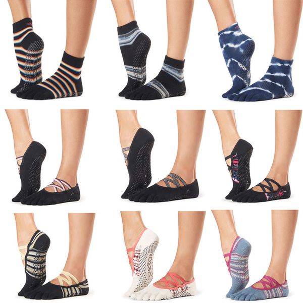 toesox yoga socks non slip five toe pilates socks all finger exposed backpack side all cotton men's and women's fitness exercise c, Black;white
toesox yoga socks non slip five toe pilates socks all finger exposed backpack side all cotton men's and women's fitness exercise c, Black;white
