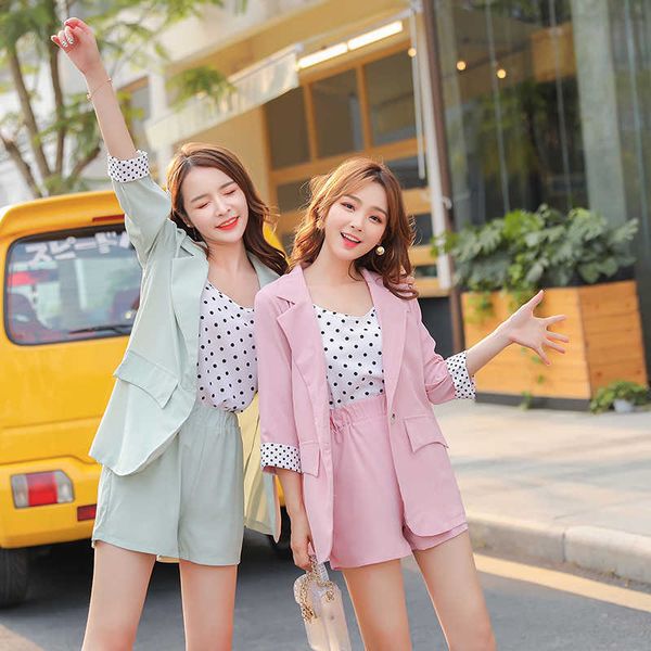 spring and summer net red with the same suit female stitching wave dot thin two-piece 210603, White
spring and summer net red with the same suit female stitching wave dot thin two-piece 210603, White