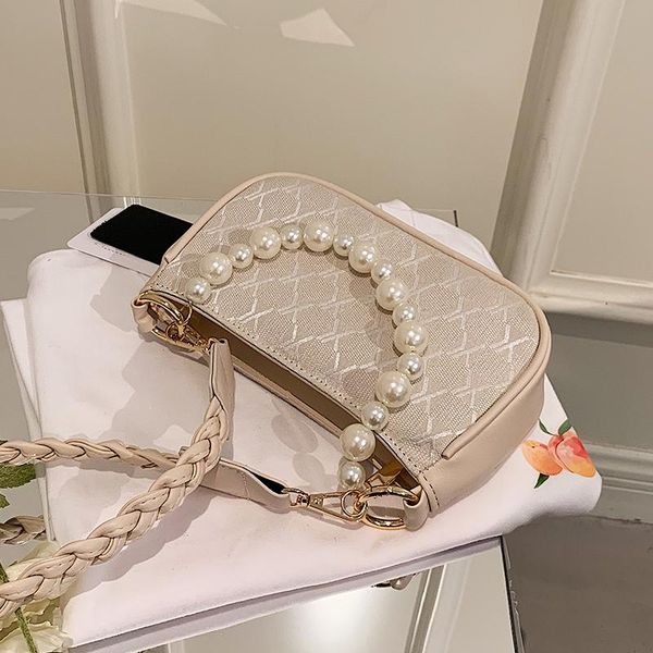 evening bags niche design bag female 2021 fashion all-match messenger underarm dual-use square shoulder width: 21cm
evening bags niche design bag female 2021 fashion all-match messenger underarm dual-use square shoulder width: 21cm