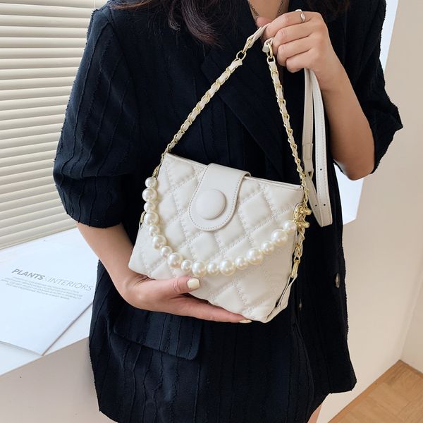 bag women's bag 2021 fashion leisure summer lingge messenger net red pearl chain small square
bag women's bag 2021 fashion leisure summer lingge messenger net red pearl chain small square
