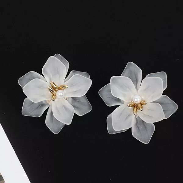 white frosted petal resin big flower earrings elegant fairy cute jewelry for women bohemian stud earring birthday day christmas, Golden;silver
white frosted petal resin big flower earrings elegant fairy cute jewelry for women bohemian stud earring birthday day christmas, Golden;silver