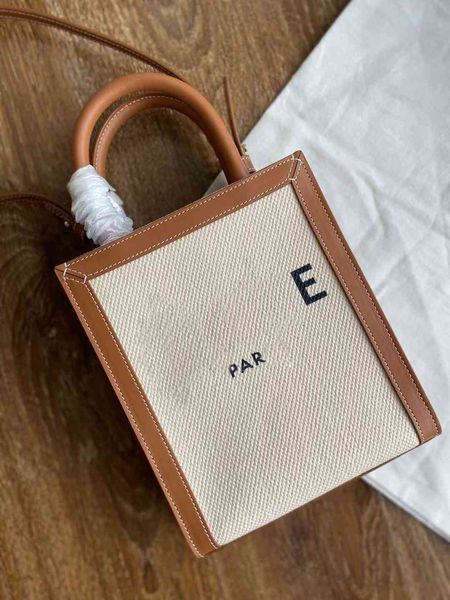 women luxurys designers bags 2021 tote portable one shoulder straddle ca crossbody bag zhouzhoubao123 designer handbags purse wallet handbag
women luxurys designers bags 2021 tote portable one shoulder straddle ca crossbody bag zhouzhoubao123 designer handbags purse wallet handbag