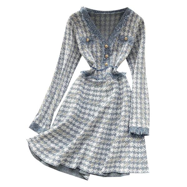 casual dresses women's autumn winter v-neck plaid dress temperament goddess high waist tassel knit button above knee, Black;gray
casual dresses women's autumn winter v-neck plaid dress temperament goddess high waist tassel knit button above knee, Black;gray
