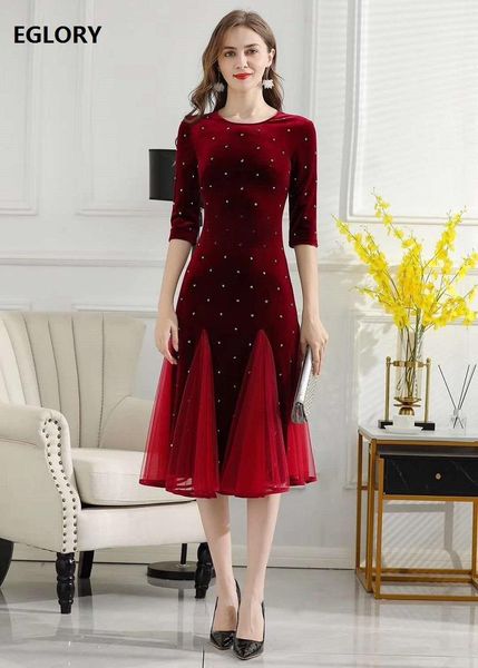 casual dresses plus size clothing 2021 autumn winter party vestidos women crystal beading ruffle mesh patchwork mid-calf length dress 50s 60, Black;gray
casual dresses plus size clothing 2021 autumn winter party vestidos women crystal beading ruffle mesh patchwork mid-calf length dress 50s 60, Black;gray