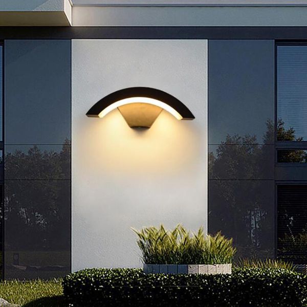 wall lamp outdoor led light, waterproof curved sconce porch light 18w, 15w, 12w, warm / white lighting, for garden courtyard
wall lamp outdoor led light, waterproof curved sconce porch light 18w, 15w, 12w, warm / white lighting, for garden courtyard