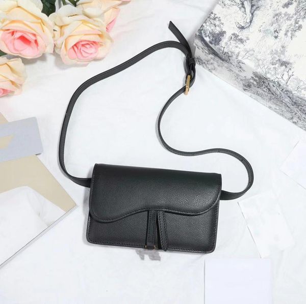 women designs bags classic handbag imported cowhide fashion genuine leather tote handbags bag(17cm)
women designs bags classic handbag imported cowhide fashion genuine leather tote handbags bag(17cm)