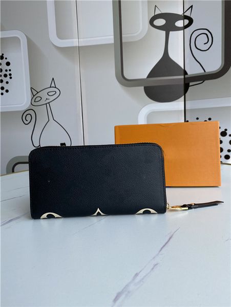 2021 new l bag billfold plaid pattern women wallet men pures high-end designer l wallet with box, Red;black
2021 new l bag billfold plaid pattern women wallet men pures high-end designer l wallet with box, Red;black