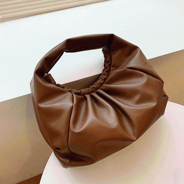 shoulder bags women soft leather fashion tote bag female large-capacity handbags simple clouds sac designer lady hobos
shoulder bags women soft leather fashion tote bag female large-capacity handbags simple clouds sac designer lady hobos