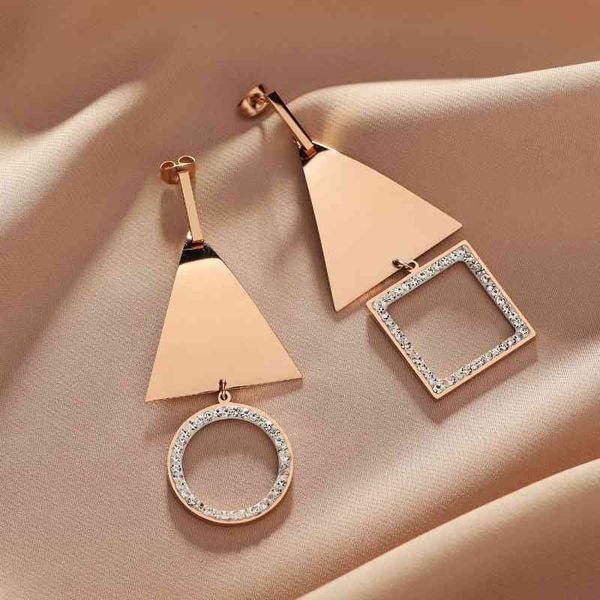 geometric asymmetry simple personality temperament creative rectangular niche design earrings fashion versatile, Black
geometric asymmetry simple personality temperament creative rectangular niche design earrings fashion versatile, Black