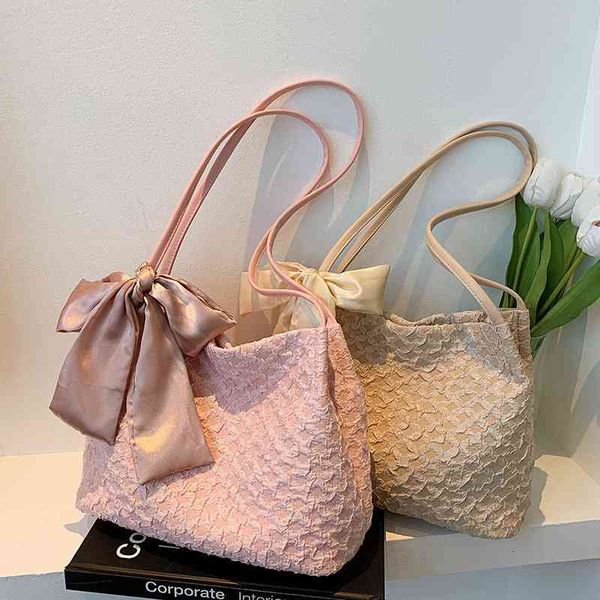 this year's popular bag female 2021 summer fashion one shoulder armpit korean portable tote bag, Black;red
this year's popular bag female 2021 summer fashion one shoulder armpit korean portable tote bag, Black;red