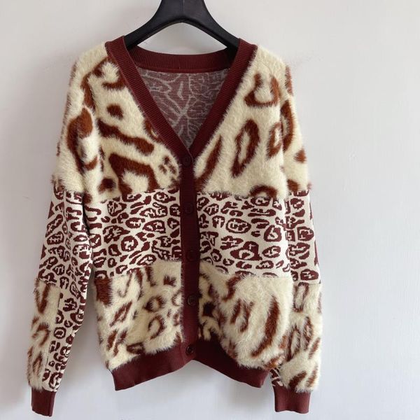 sweaters women's 0904-8 2021 autumn long v jacquard women runway milan neck end sleeve cardigan high sweater sweater designer cqnus, Black
sweaters women's 0904-8 2021 autumn long v jacquard women runway milan neck end sleeve cardigan high sweater sweater designer cqnus, Black