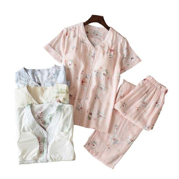 summer new women cotton satin pyjama set floral printed sleepwear ladies v-neck pants 2pcs set loose homewear with chest pad, Black;red
summer new women cotton satin pyjama set floral printed sleepwear ladies v-neck pants 2pcs set loose homewear with chest pad, Black;red