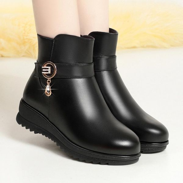 boots women's winter plush warm cotton women water proof rubber soles thickened middle-aged flat bottomed shoes, Black
boots women's winter plush warm cotton women water proof rubber soles thickened middle-aged flat bottomed shoes, Black