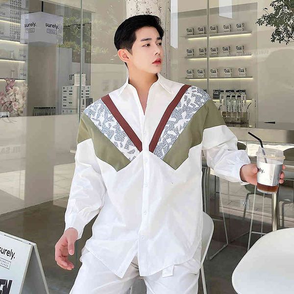 men's casual shirts v-shaped splice streetwear hip hop vintage fashion loose male shirt spring summer clothing for man pcfa, White;black
men's casual shirts v-shaped splice streetwear hip hop vintage fashion loose male shirt spring summer clothing for man pcfa, White;black